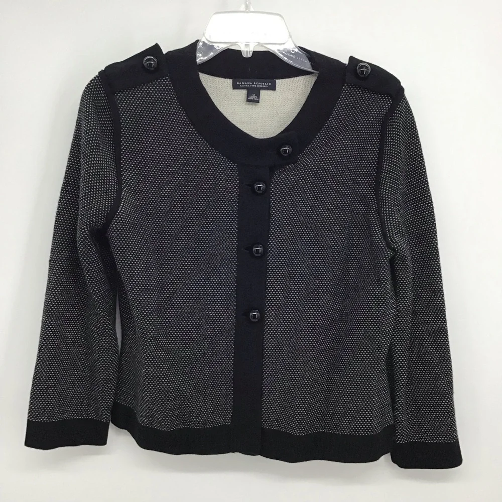 Banana Republic Merino Wool Cardigan Sweater Career Winter Warm Black Size M